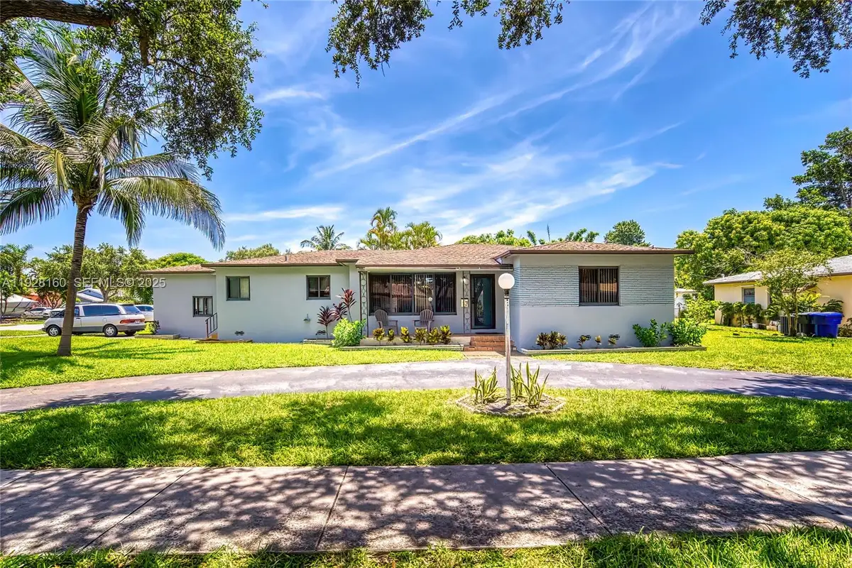 433 N 26th Ave, Hollywood, FL 33020 - Image #1