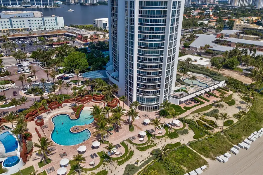 18201 Collins Ave #3802, Sunny Isles Beach, FL 33160 - Image #2