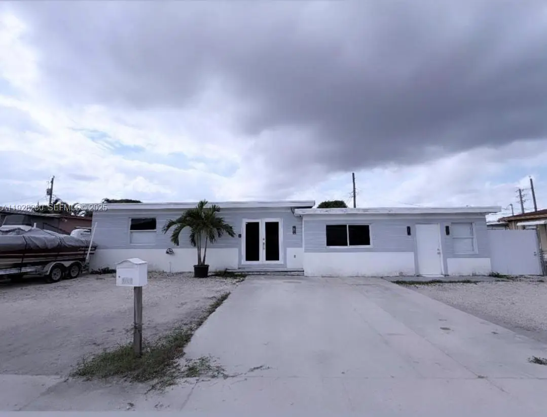 5168 E 8th Ln, Hialeah, FL 33013 - Image #1