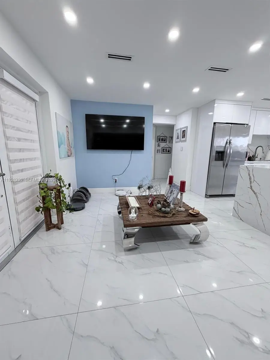 5168 E 8th Ln, Hialeah, FL 33013 - Image #2