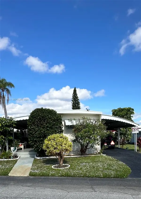 573 NE 47ct, Deerfield Beach, FL 33064