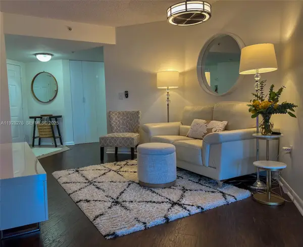 520 SE 5th Ave #2303, Fort Lauderdale, FL 33301