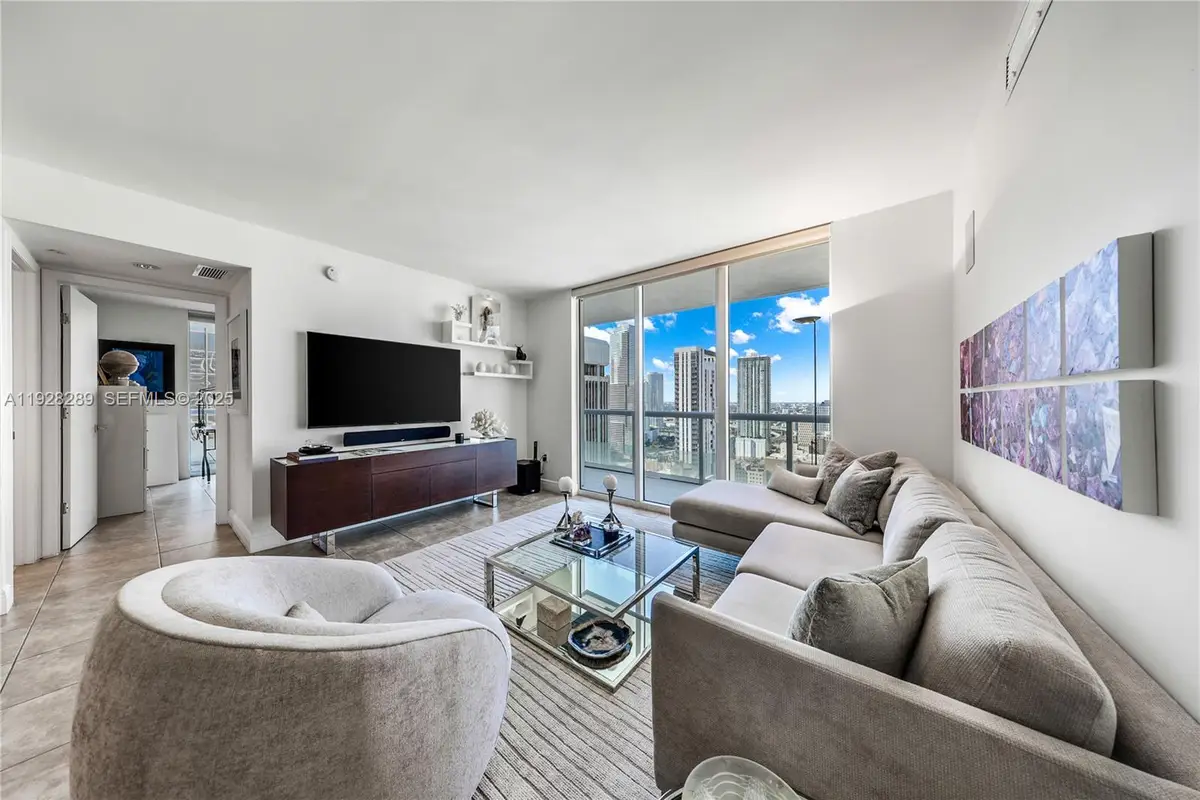 50 Biscayne Blvd #3311, Miami, FL 33132 - Image #1