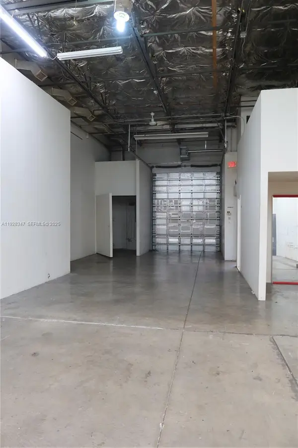 1480 NE 131st St, North Miami, FL 33161