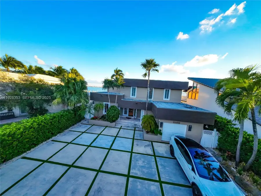 1500 S Treasure Dr, North Bay Village, FL 33141 - Image #2