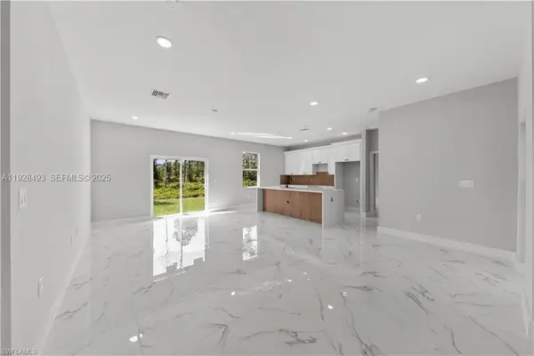 967 Edgerton Ave, Lehigh Acres, FL 33974