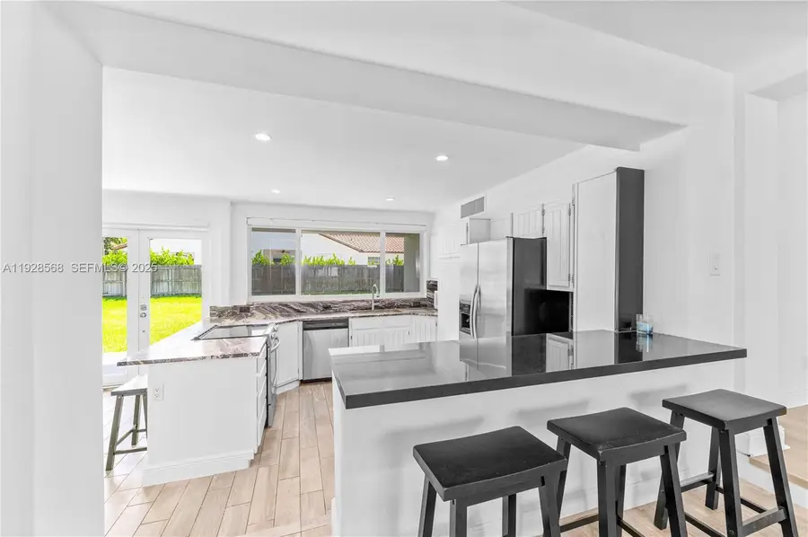 8995 SW 158th St, Palmetto Bay, FL 33157 - Image #2