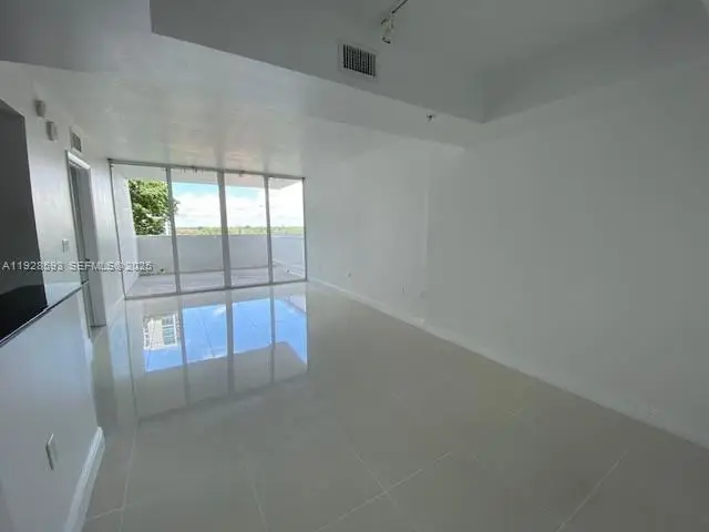 1861 NW S River Dr #702, Miami, FL 33125 - Image #2