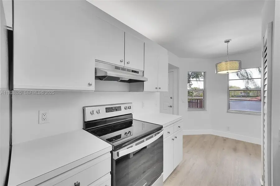 1200 SW 124th Ter #207O, Pembroke Pines, FL 33027 - Image #2