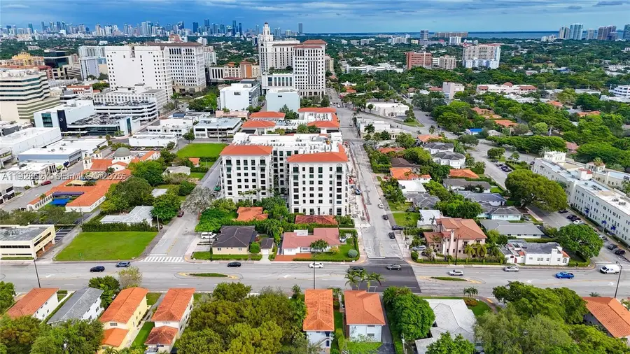 345 Malaga Ave, Coral Gables, FL 33134 - Image #2