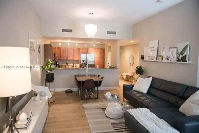 8395 SW 73rd Ave #105, Miami, FL 33143 - Image #2