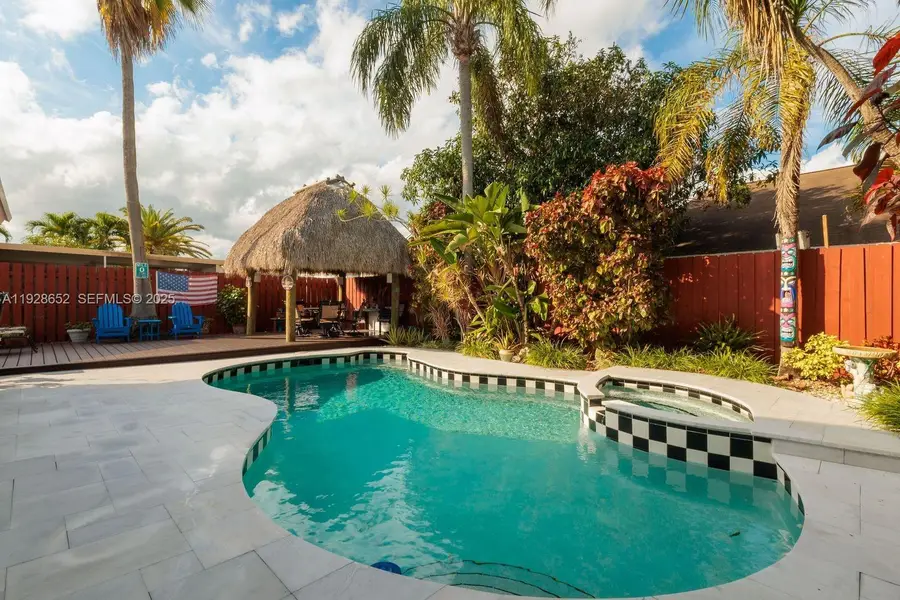 9871 SW 58th Ct, Cooper City, FL 33328 - Image #2