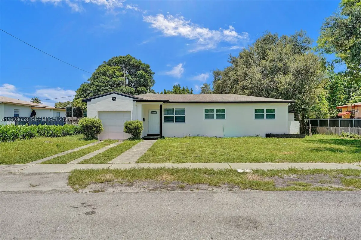 1041 NE 169th St, Miami, FL 33162 - Image #1