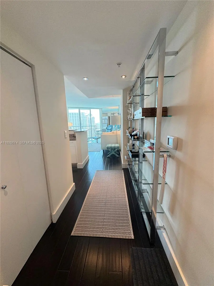 335 S Biscayne Blvd #2403, Miami, FL 33131 - Image #2
