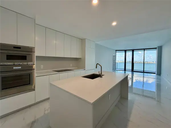 700 Ne 24th St #3303, Miami, FL 33137