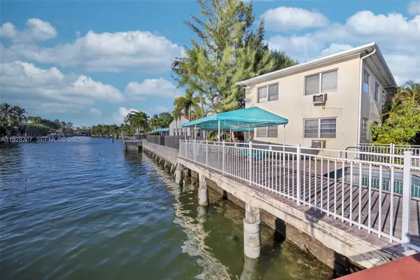 4740 Pine Tree Dr #20, Miami Beach, FL 33140