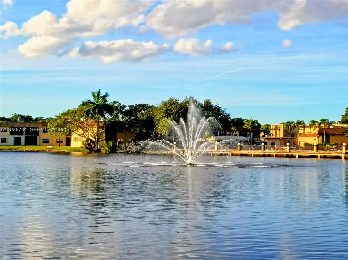 151 Berkley Rd #308, Hollywood, FL 33024 - Image #1