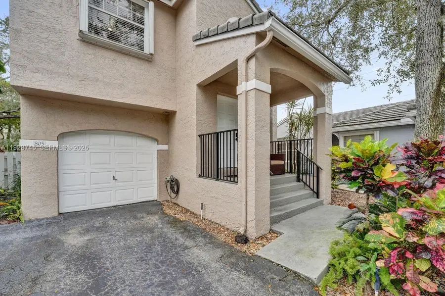 805 NW 98th Ave, Plantation, FL 33324 - Image #2