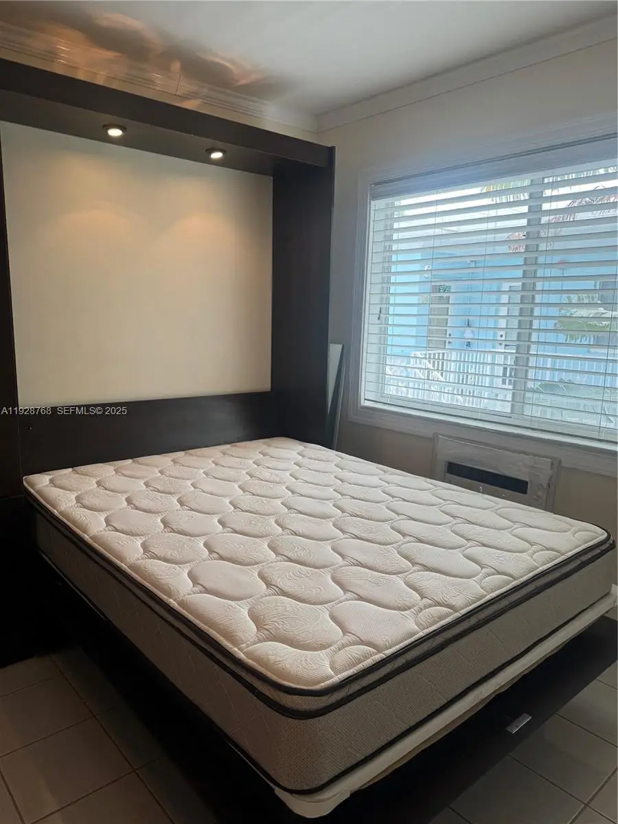 401 Collins Ave #21, Miami Beach, FL 33139 - Image #2