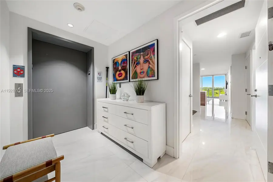 16385 Biscayne Blvd #503, North Miami Beach, FL 33160 - Image #3