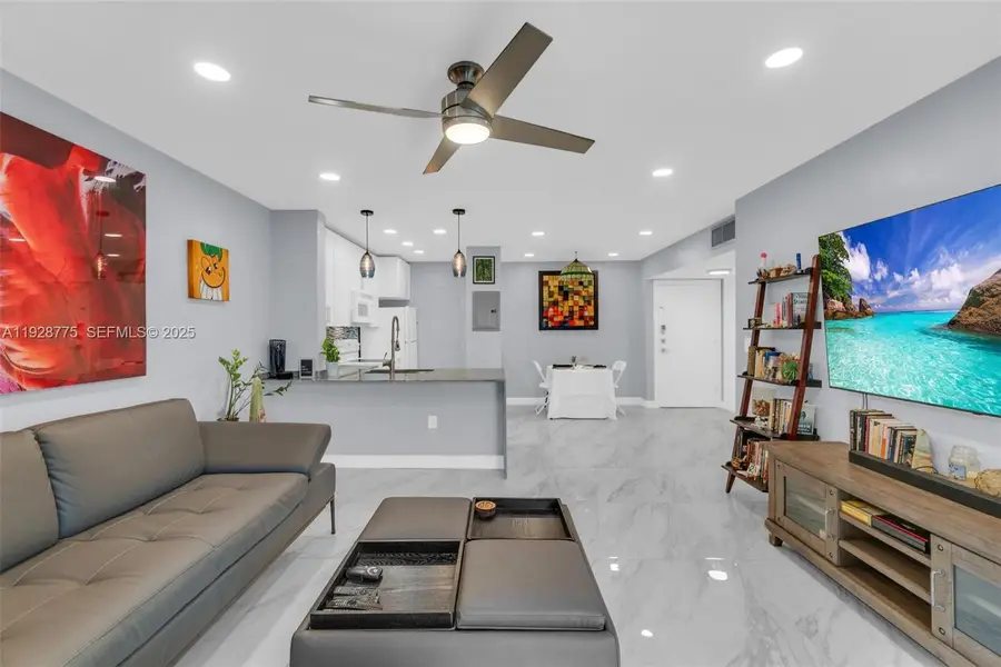 7401 SW 82nd St #301S, Miami, FL 33143 - Image #2