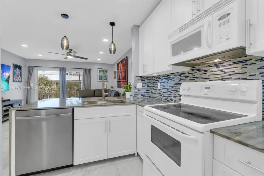 7401 SW 82nd St #301S, Miami, FL 33143 - Image #3