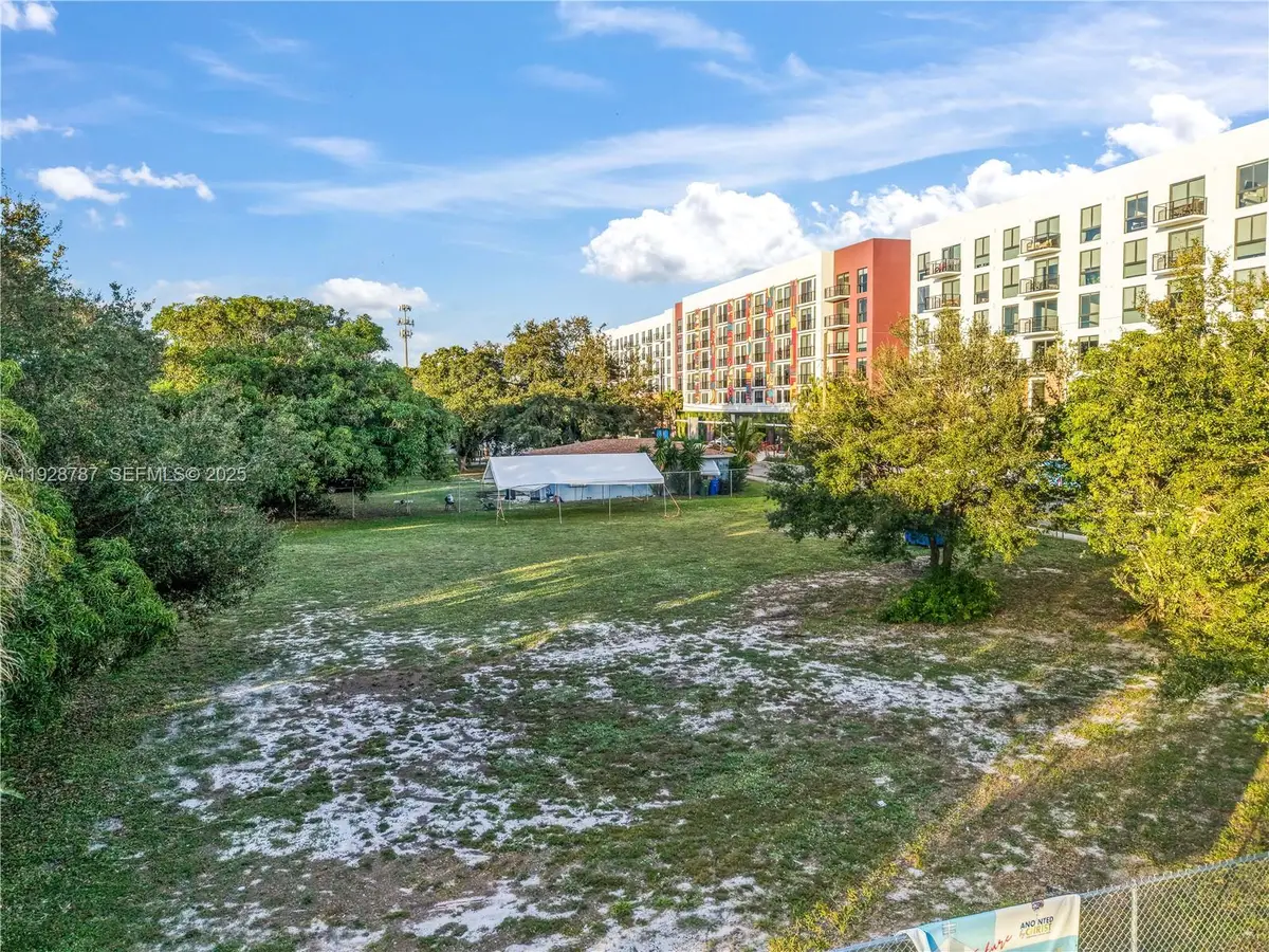 501 NW 7th Ter, Fort Lauderdale, FL 33311 - Image #1