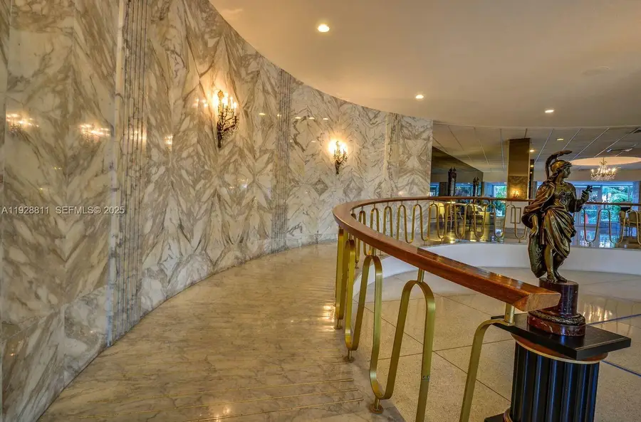 5255 Collins Ave #10A, Miami Beach, FL 33140 - Image #3