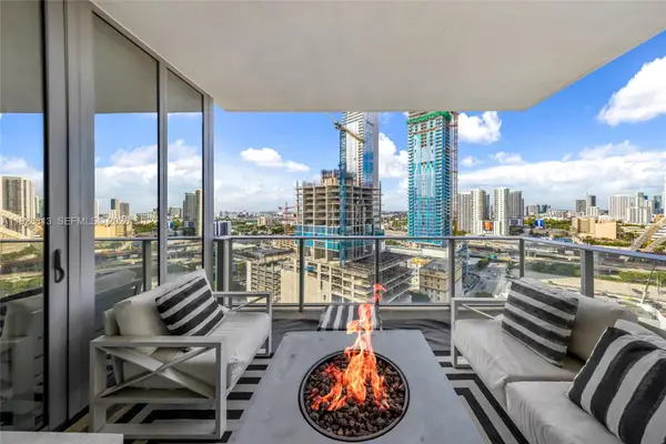 851 NE 1st Ave #1700, Miami, FL 33132