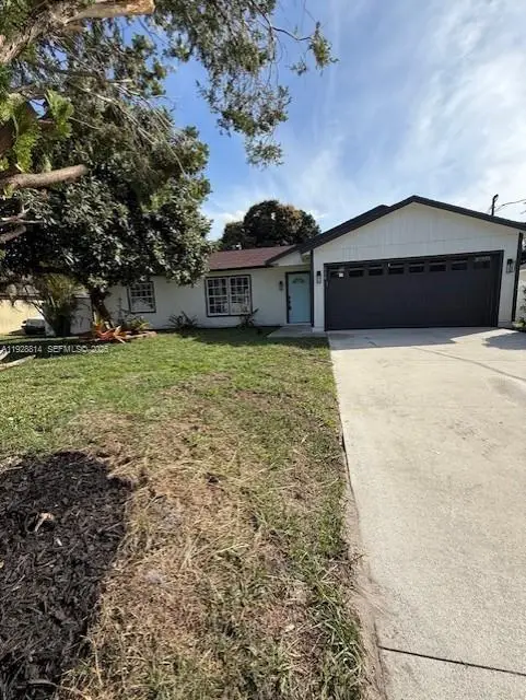 938 SW Durham Ter, Port Saint Lucie, FL 34953 - Image #1