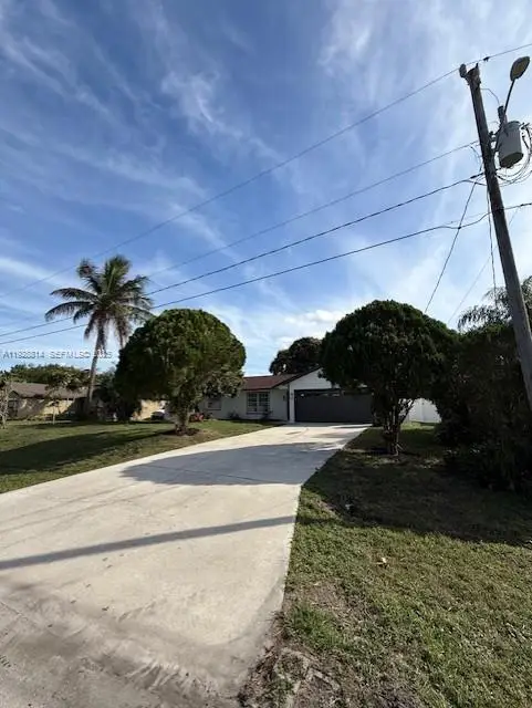 938 SW Durham Ter, Port Saint Lucie, FL 34953 - Image #2