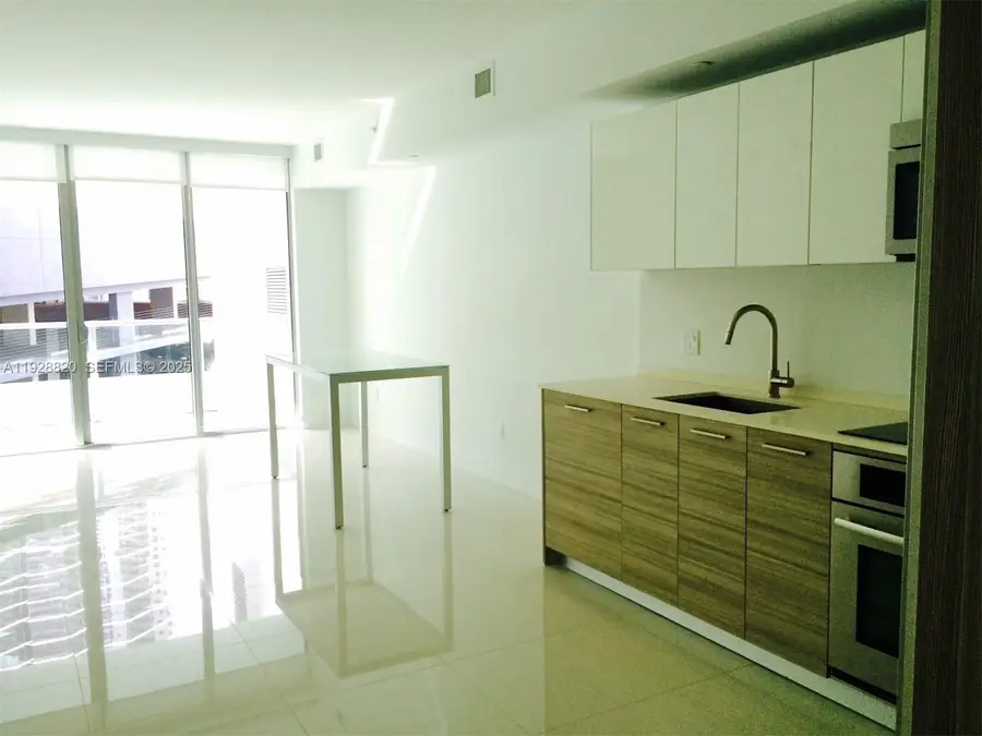 1300 Brickell Bay Dr #1100, Miami, FL 33131 - Image #2