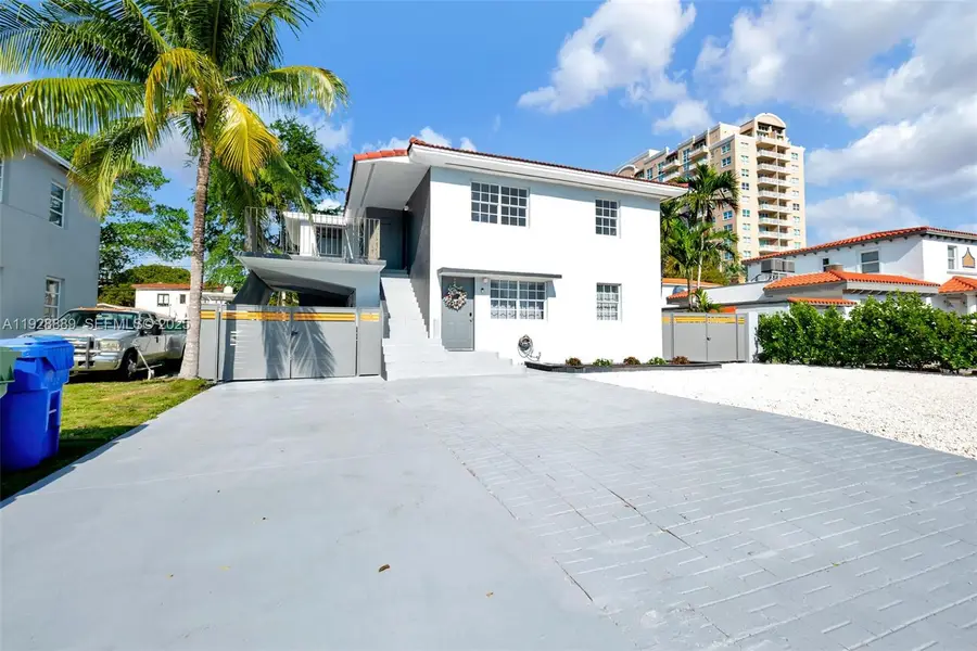 3711 SW 27th Ter, Miami, FL 33134 - Image #3