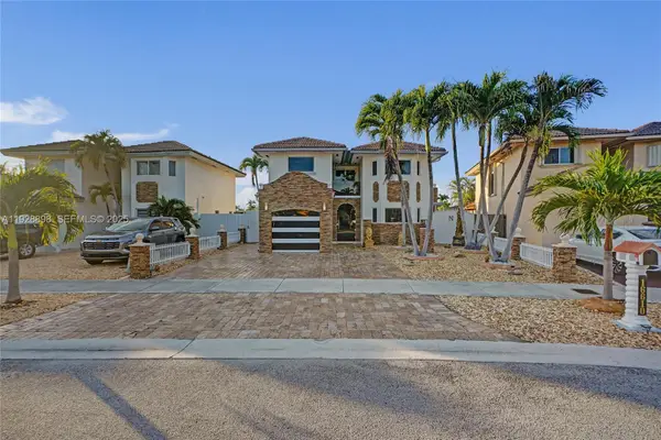 16610 SW 141st Ct, Miami, FL 33177