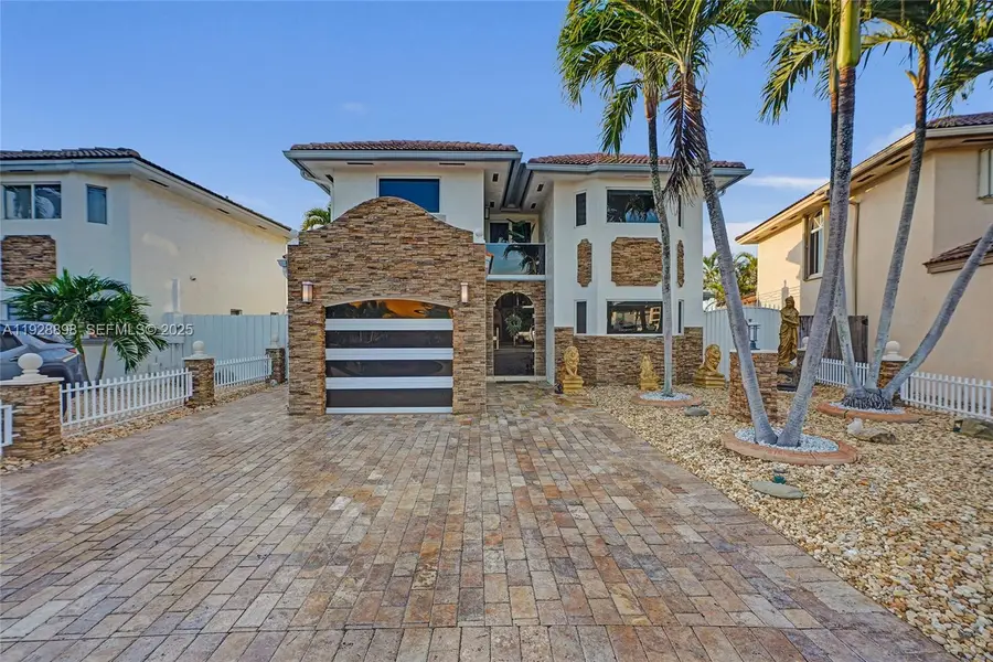 16610 SW 141st Ct, Miami, FL 33177 - Image #2