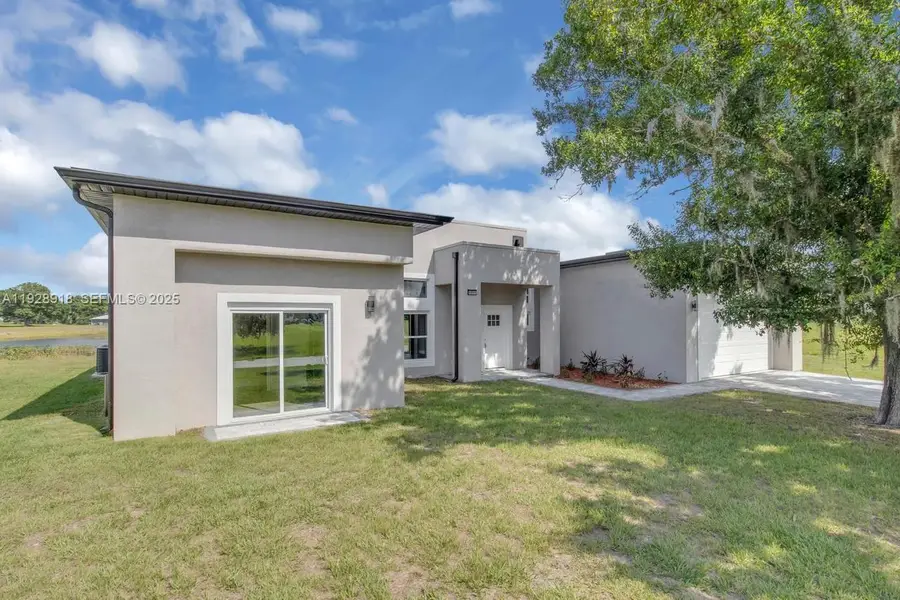 6805 Heavitree Dr, Sebring, FL 33876 - Image #3