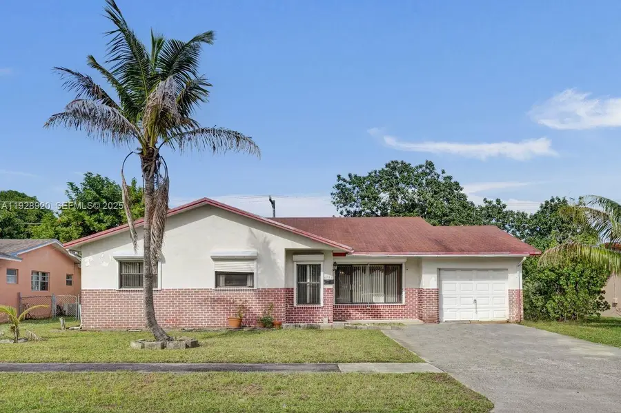 4781 NW 19th Ct, Lauderhill, FL 33313 - Image #2