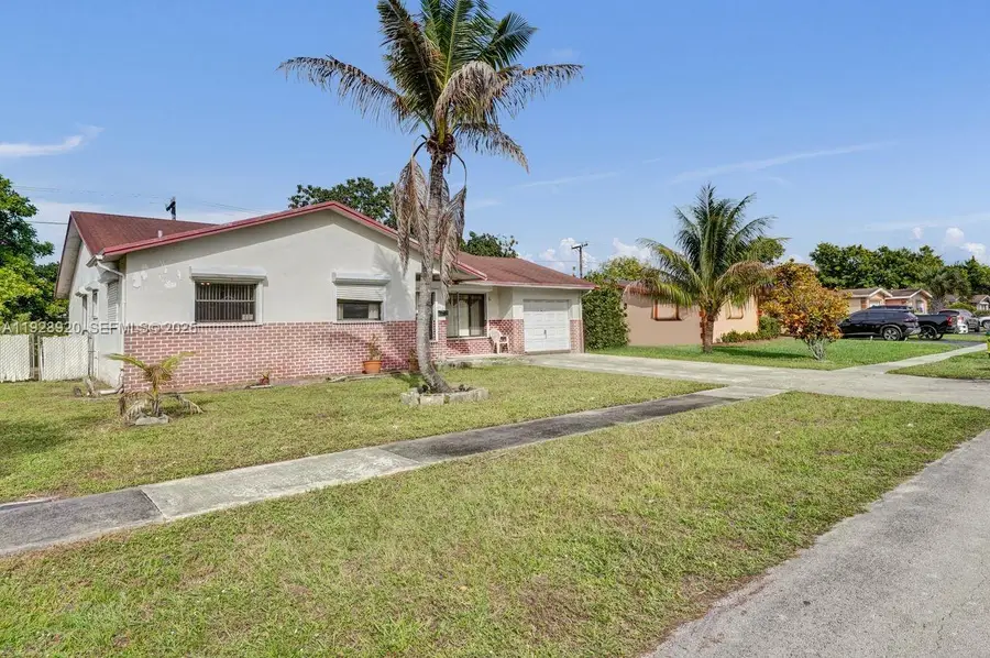 4781 NW 19th Ct, Lauderhill, FL 33313 - Image #3