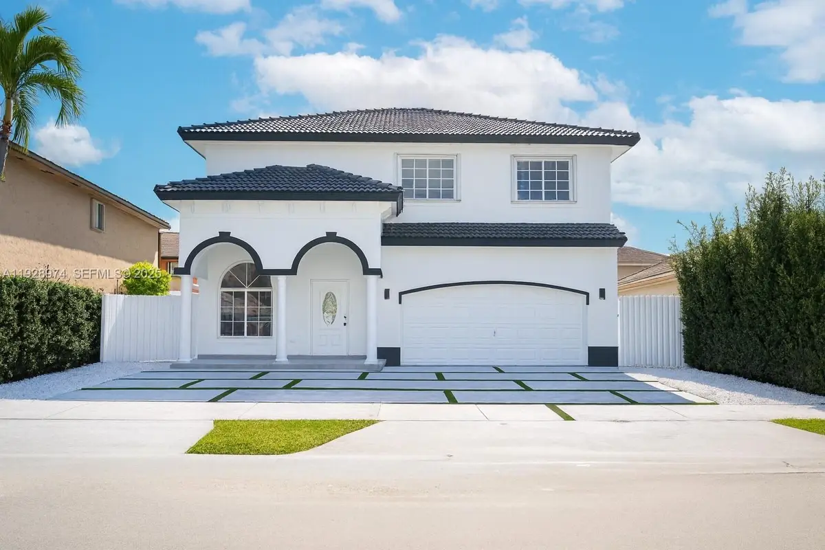 15064 SW 30th Ter, Miami, FL 33185 - Image #1