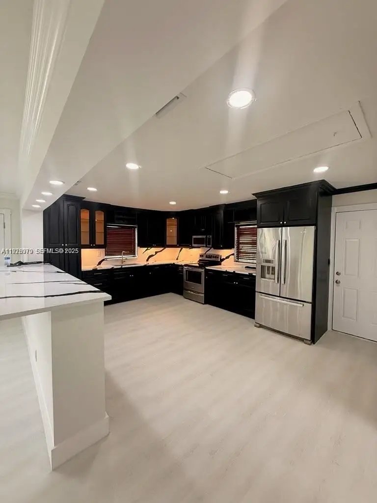 4529 SW 24th St, Fort Lauderdale, FL 33317 - Image #3