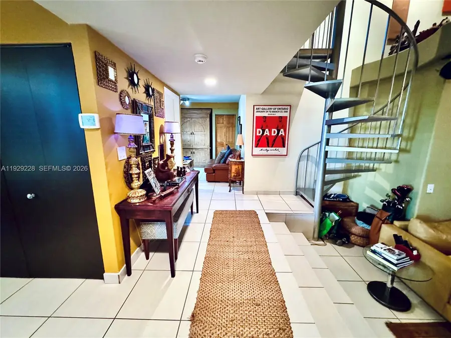 3007 NE 183rd Ln, Aventura, FL 33160 - Image #2