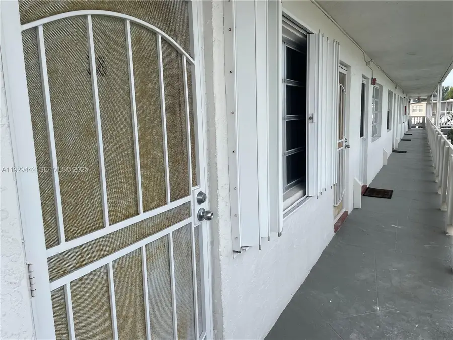 20120 NE 2nd Ave #W28, Miami Gardens, FL 33179 - Image #2