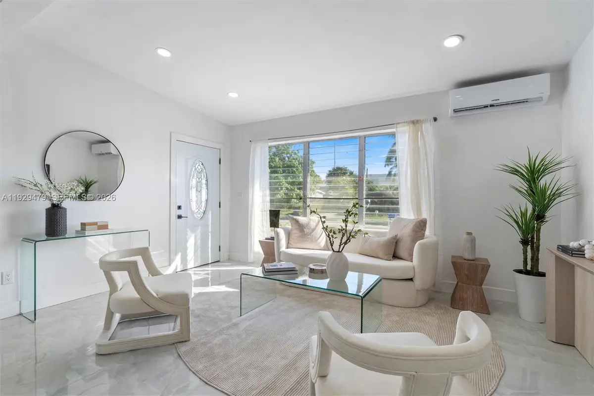 4041 NE 15th Ter, Pompano Beach, FL 33064 - Image #1