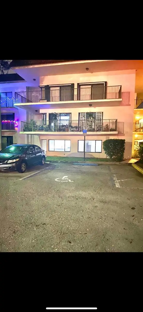 4705 SW 62nd Ave #104, Davie, FL 33314 - Image #2