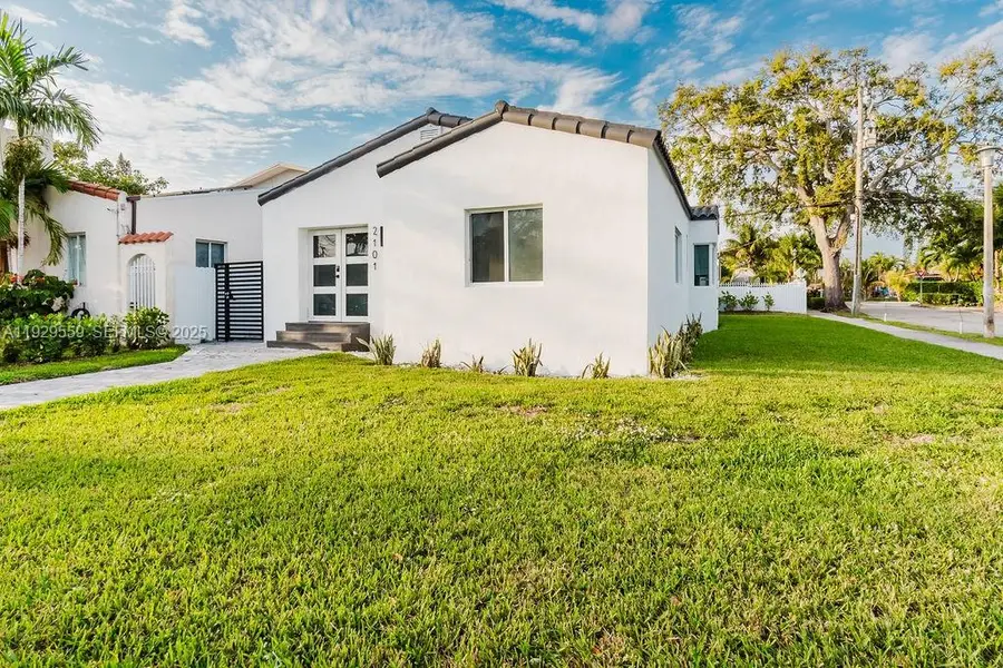 2101 SW 16th Ter, Miami, FL 33145 - Image #3