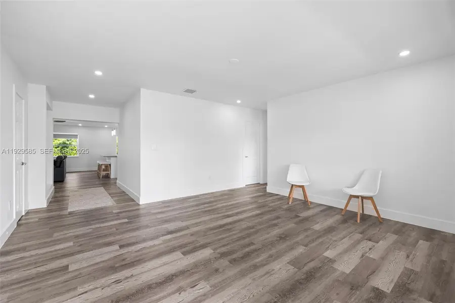 10111 Jamaica Dr, Cutler Bay, FL 33189 - Image #3