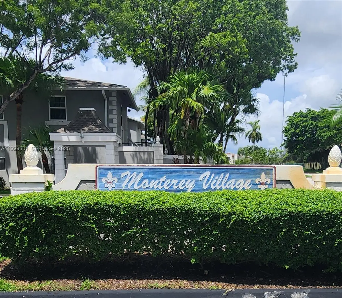 466 NE 210th Cir Ter #201-10, Miami, FL 33179 - #1