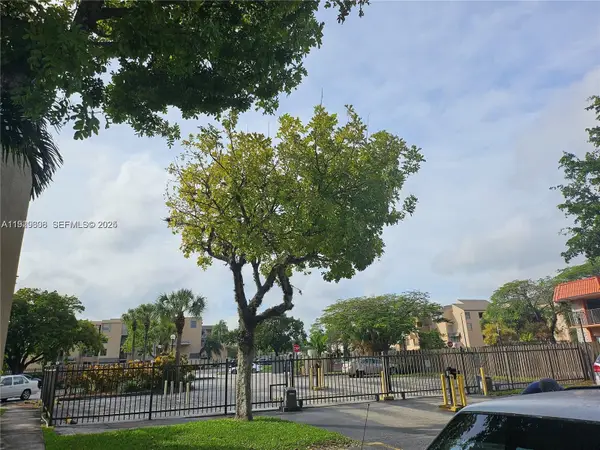 10641 SW 108th Ave #1H, Miami, FL 33176