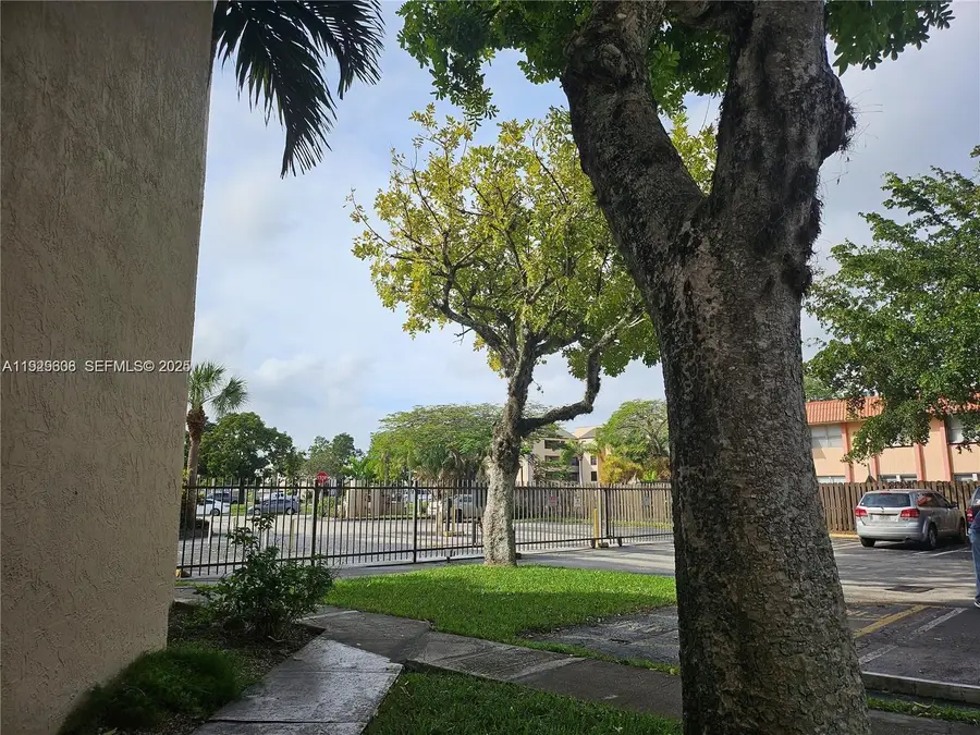 10641 SW 108th Ave #1H, Miami, FL 33176 - Image #2