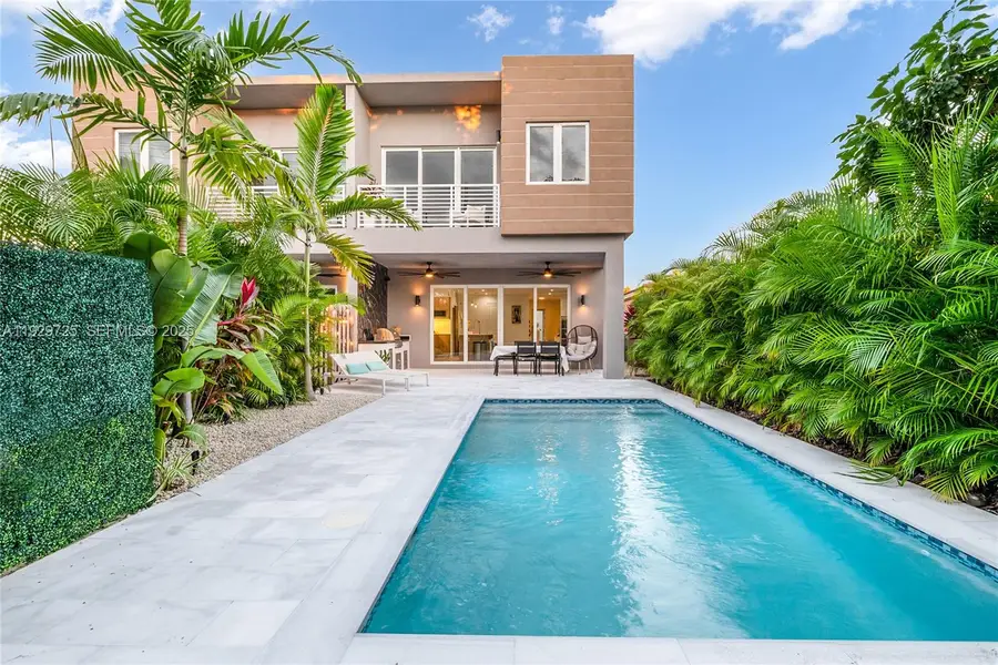 2756 SW 34th Ct #B, Miami, FL 33133 - Image #2